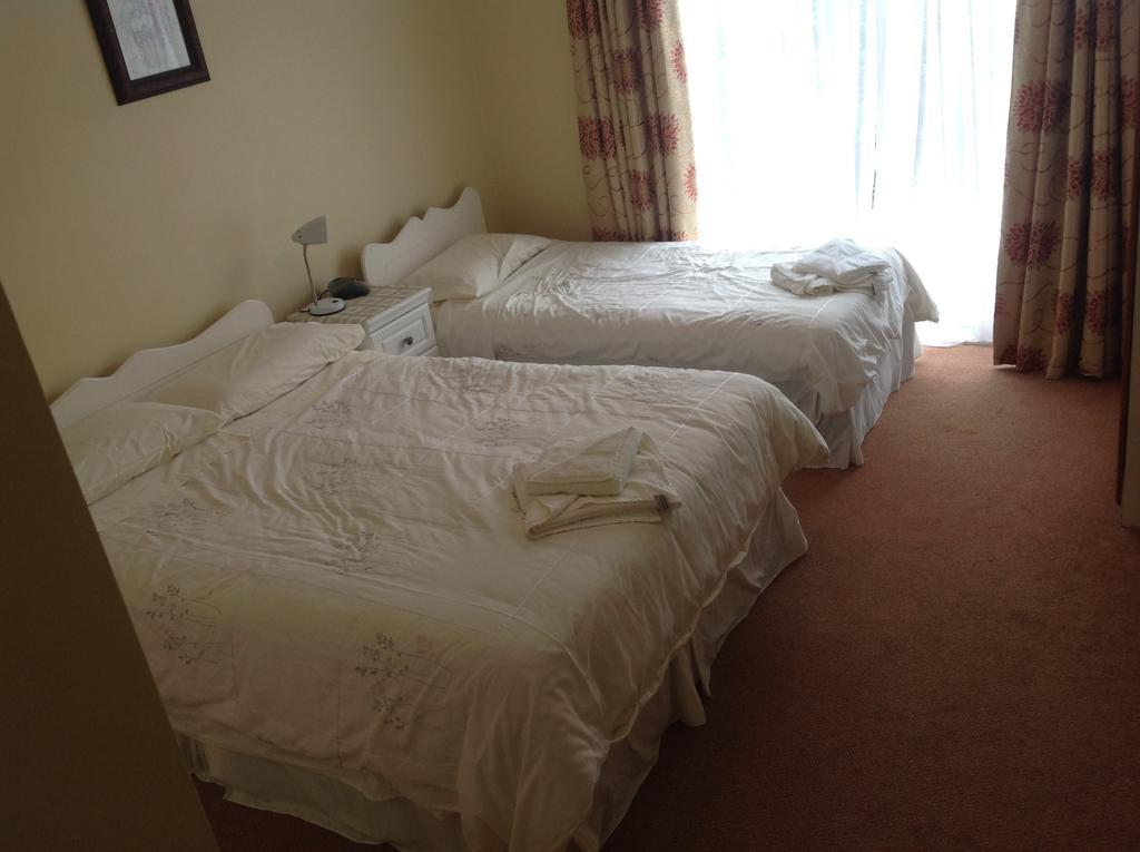 Drummin House Westport Room photo